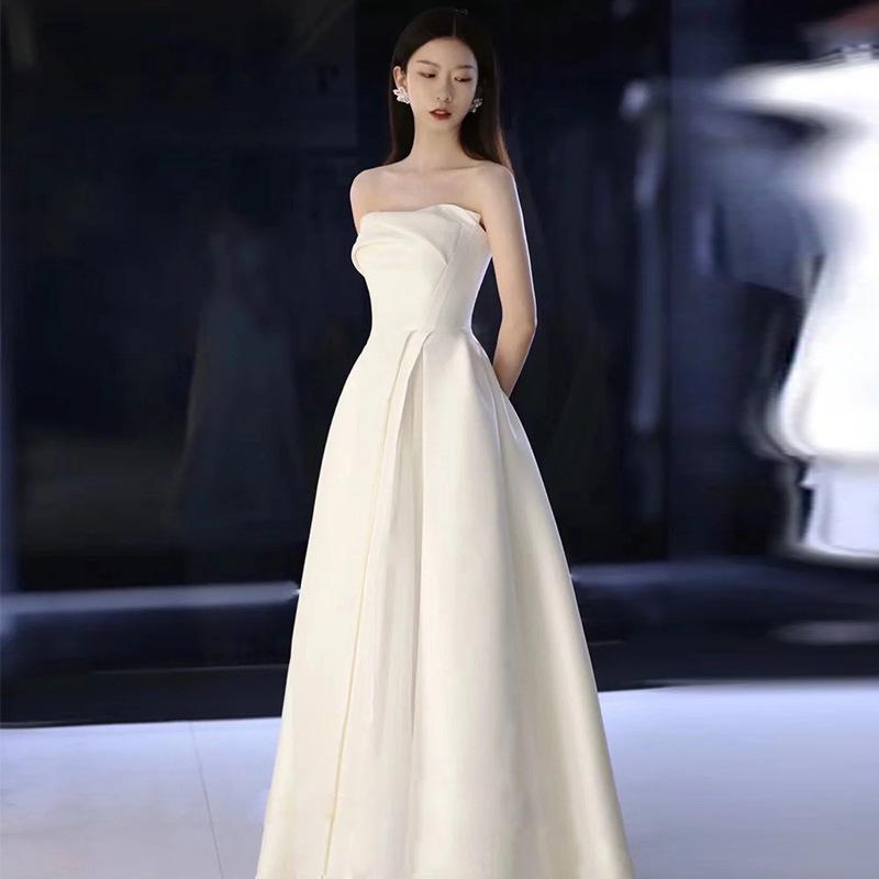 French tube top light main wedding dress new bride small temperament simple satin going out yarn court style