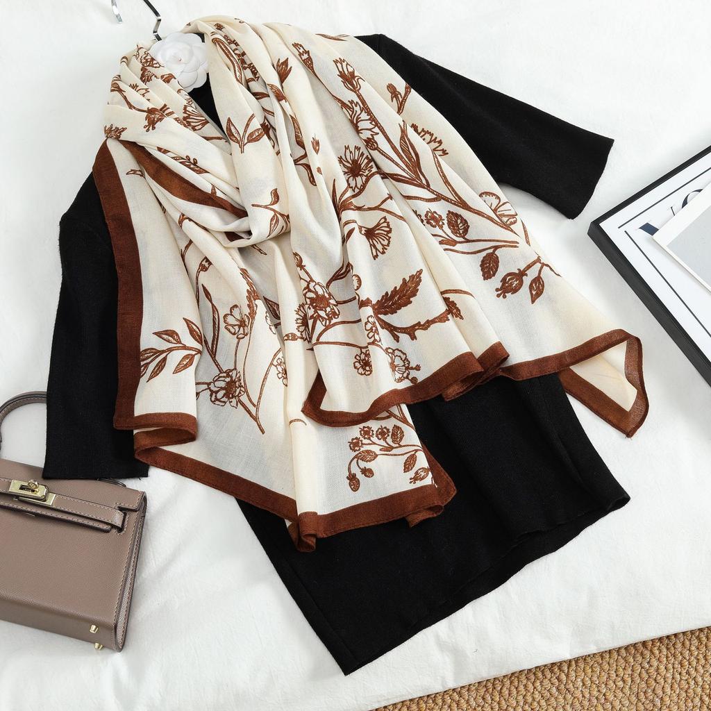 High End Korean Version Women's Simple Elegant Printed Velvet Long Scarf Artistic Small Fresh Warm Thin Shawl Wholesale