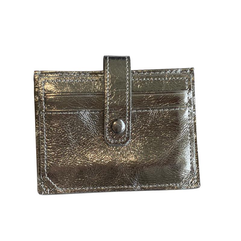 Exquisite 2025 Genuine Leather Women's Anti-Magnetic Card Holder, Slim & High-End Design.
