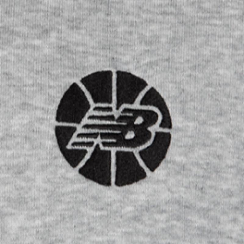 New Balance Galleria New Balance Hoops Essential Daily Hoodie T-Shirt S061ac
