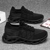 Fliegendes Gewebe Herbst atmungsaktive dünne Netz-Sneaker Rohschwarz leichte weichsohlige Socken-Schuhe