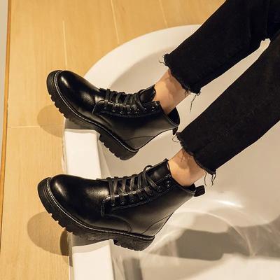 Neue schwarze Stiefel Herren Koreanische Version Mode Student Allround Mid-Top Stiefel Herren Wasserdichte High-Top Lederschuhe Herren