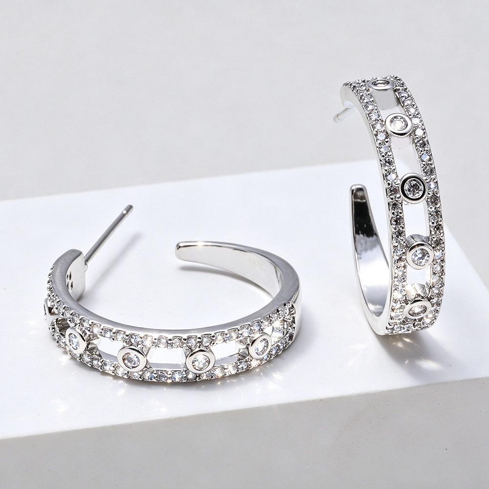European Fashion Zirconia Ear Hoop Studs Women Versatile Design Temperament Earrings