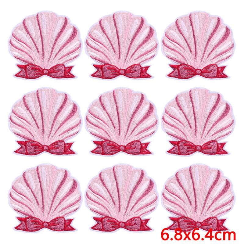 10Pcs/Lot Wholesale Fashion Cartoon Patch Iron On Patches On Clothes Letters Embroidered Patches For Clothing Applique Stickers