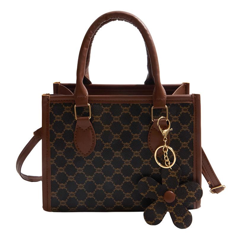 Portable Water Bucket Bag - Fashionable and Versatile Printed Texture Shoulder Bag with A Crossbody Strap