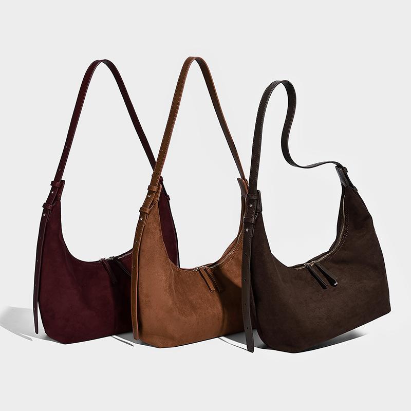 2025 Autumn Winter Retro Matte Underarm Bag High-End Trendy Shoulder Bag Fashion Women's Bag Commuter Large Capacity Bag