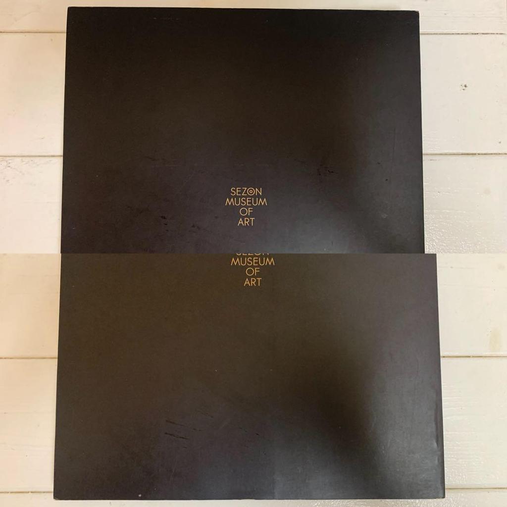 [USED] Yves Saint Laurent Exhibition: Innovation and Glory of Fashion 1958-1990 BOOK