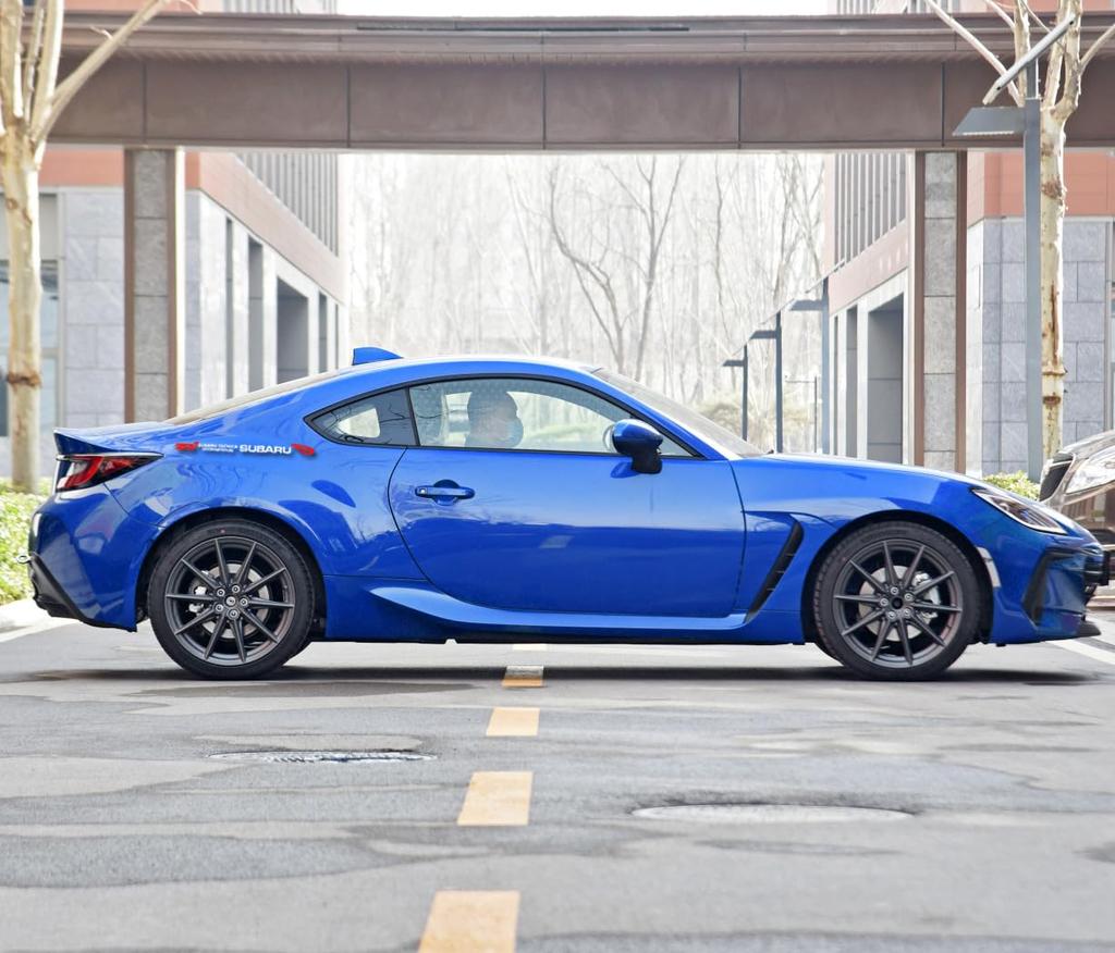 STI Subaru Dørklistremerker for og og Vanntett Levorg, WRX, Outback, BRZ, Forester, G4, Crossover, XV. Kjølig, Varmebestandig, Reflekterende, (Spikret)