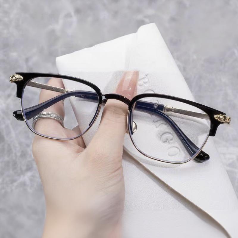New Metal Ultra Light Anti Blue Light Presbyopia Glasses Fashionable Eyebrow Frame Comfortable High-definition Glasses