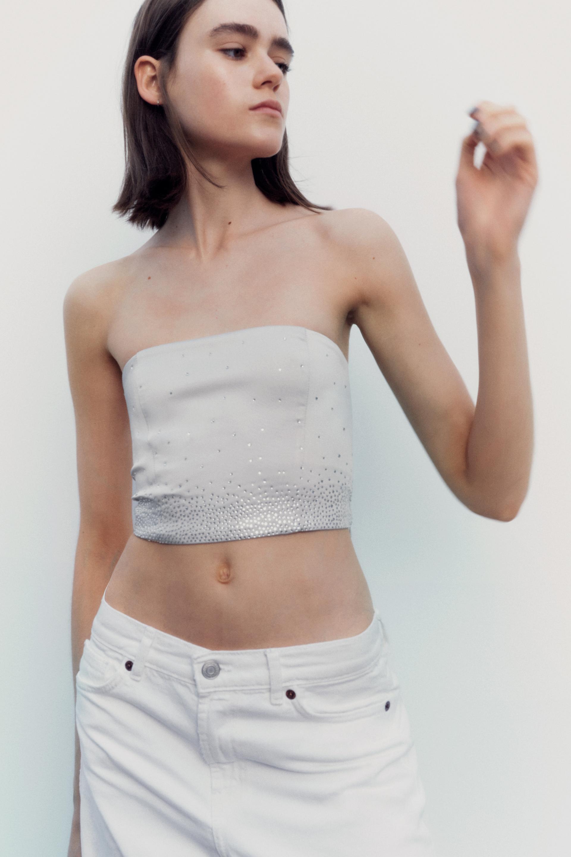 

АТЛАСНЫЙ ТОП БЕЗ БРЕТочек СО СТРАЗАМИ