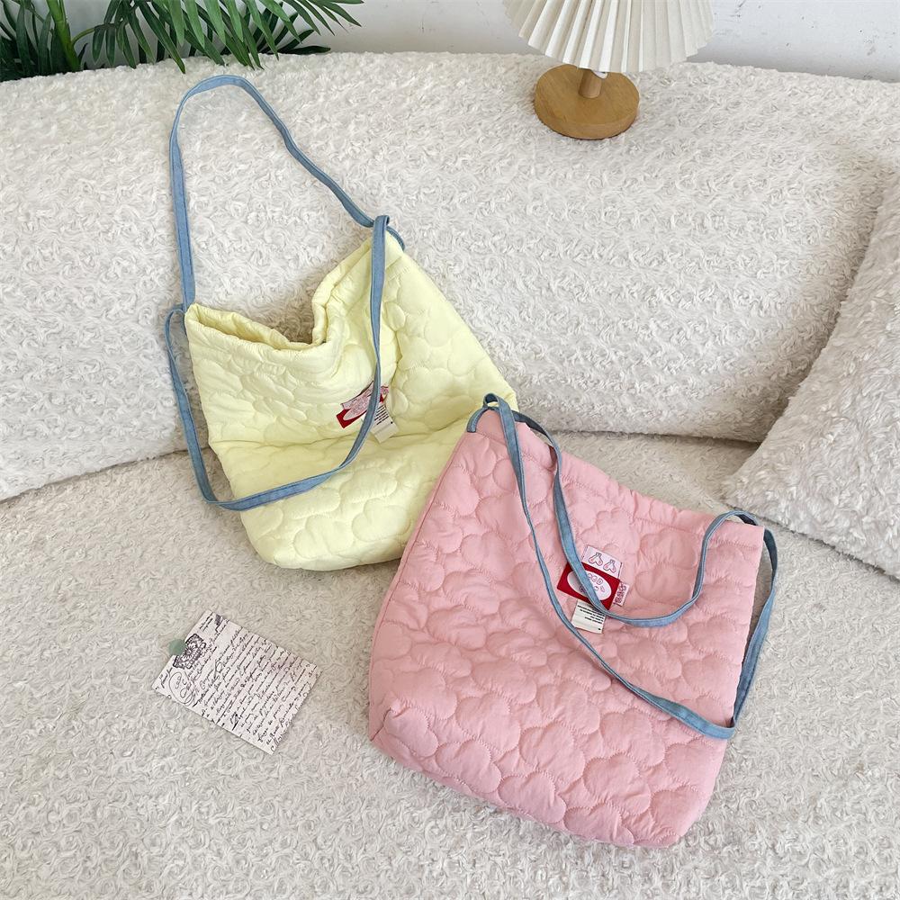 New quilted padded one-shoulder crossbody schoolbag for student women, practical large-capacity one-shoulder bag for women