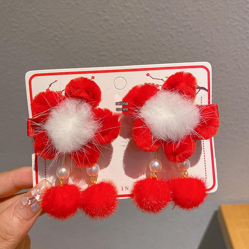 2024 Autumn/Winter Children's Red Hair Clips – Chinese Hanfu Style for New Year