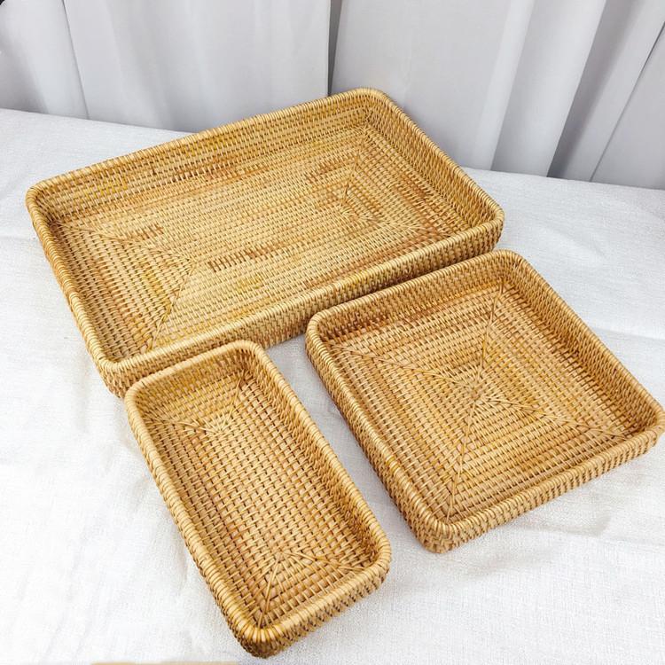 Handwoven Rattan Storage Basket, Wicker Tray Picnic Basket Food Plate Fruit Cake Sundries Box Home Desk Decoration