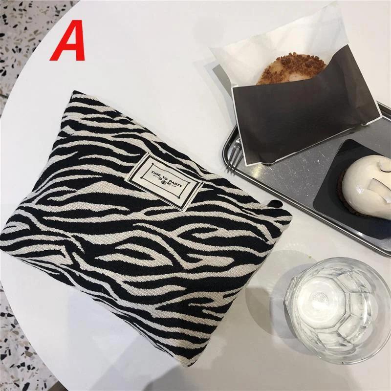 Casual and Versatile Black and White Leopard Print Makeup Washing Canvas Bagconvenient and Large Capacity