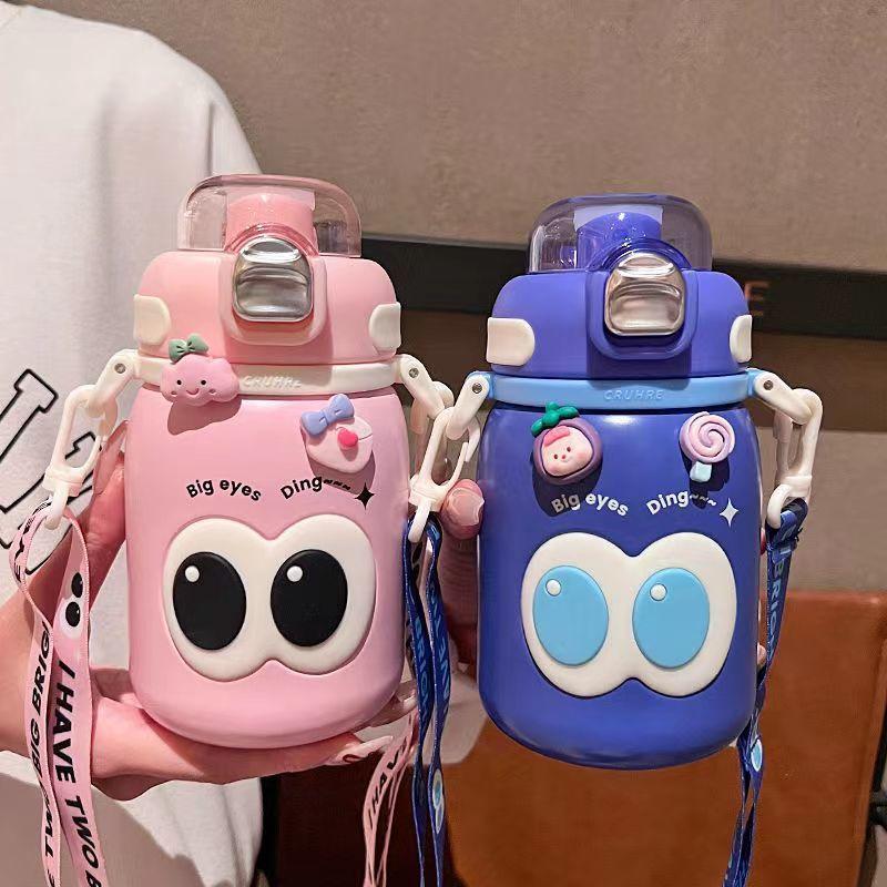 Kawaii Kinder Thermosflasche Niedliche Schüler Kindergarten Thermokanne Jungen Mädchen Tragbarer Direkt trinkender Isolierbecher mit Stroh