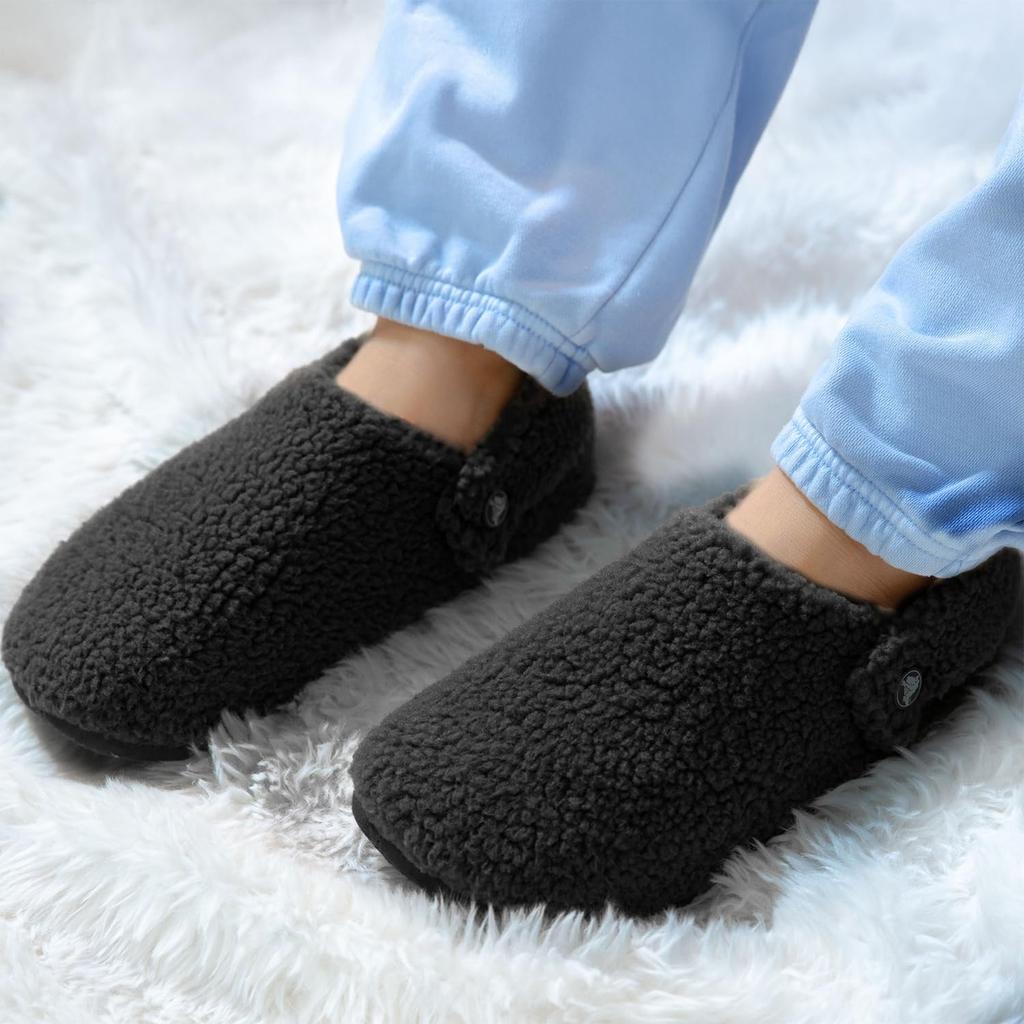 Crocs Classic Cozzzy Size 12 10 Slipper, Black, Women's/Size Men's