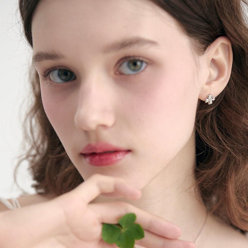[Rosemont] Silver Clover Earrings Ra24B23J