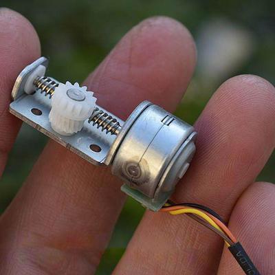 2-Phasen 4-Draht Schrittmotor Einfache Installation Professionell Kompakt Premium Miniatur