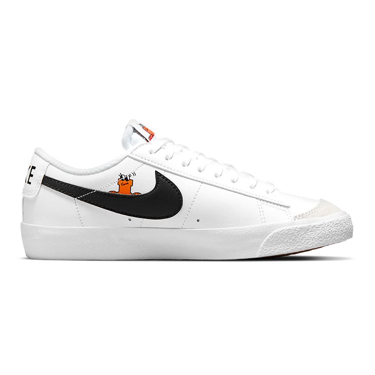Nike Blazer Low '77 GS Die Welt ist dein Spielplatz Weiß Schwarz Helles Karmesin Stadiongrün DJ5201-106
