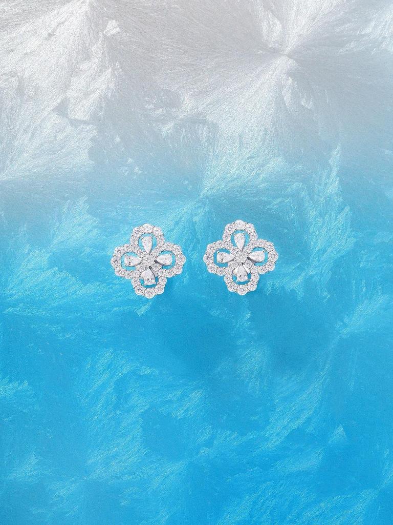 925 Silber Stern-Stil Kleeblatt Tropfenohrringe mit Hochkohlenstoffstein im Pavé-Setting für Damen