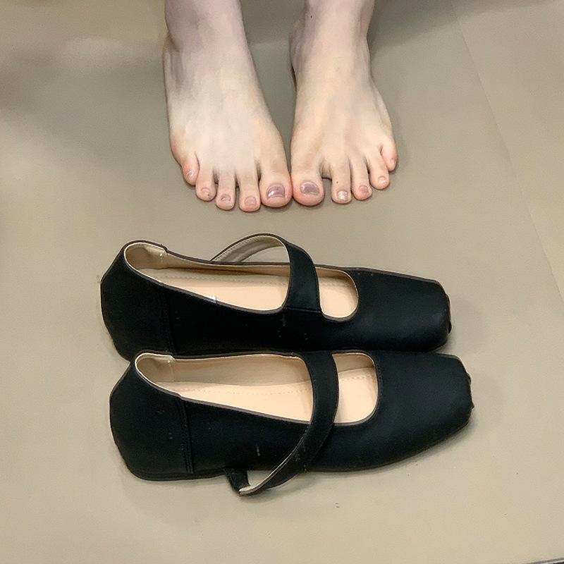 French Square Head with Shallow Mouth Mary Jane Shoes Women's 2025 Autumn New Retro Inner Height-increasing Ballet Shoes