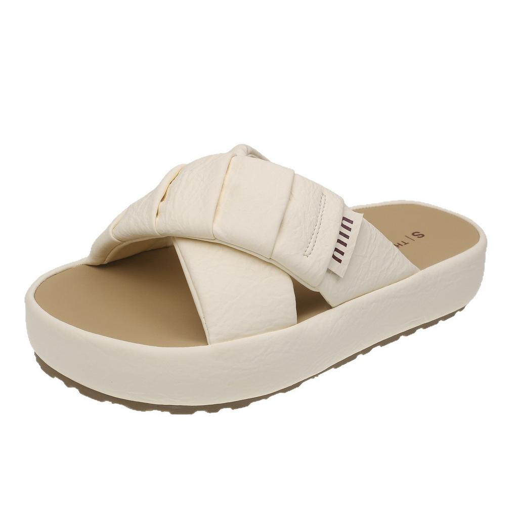 Neue Cross-Bread Sommer-Plateau-Slipper Damen tragen 2025 Scheiß-Puff-Gefühl Wort Strand treten auf kühle Slipper