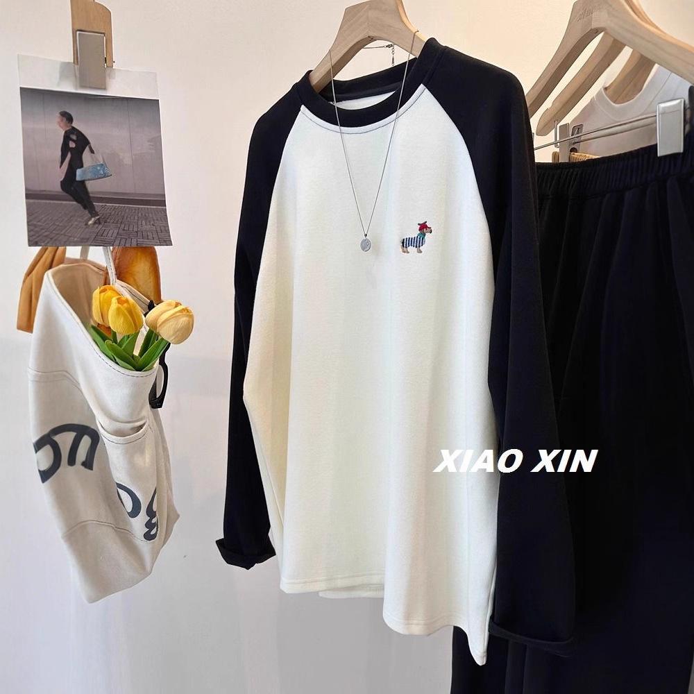Cartoon Embroidery Puppy Cashmere Base Layer Long Sleeve T-shirt for Plus Size Women - Autumn/Winter Collection