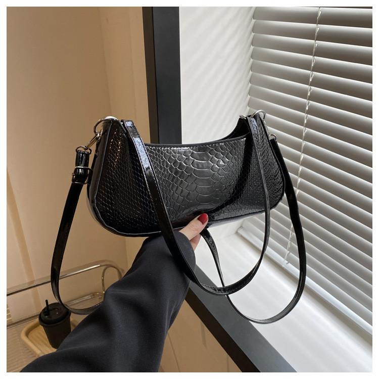 Women's Shoulder Bag 2023 Spring New Arrival Chic Color Block Casual Commuter Crossbody Bag