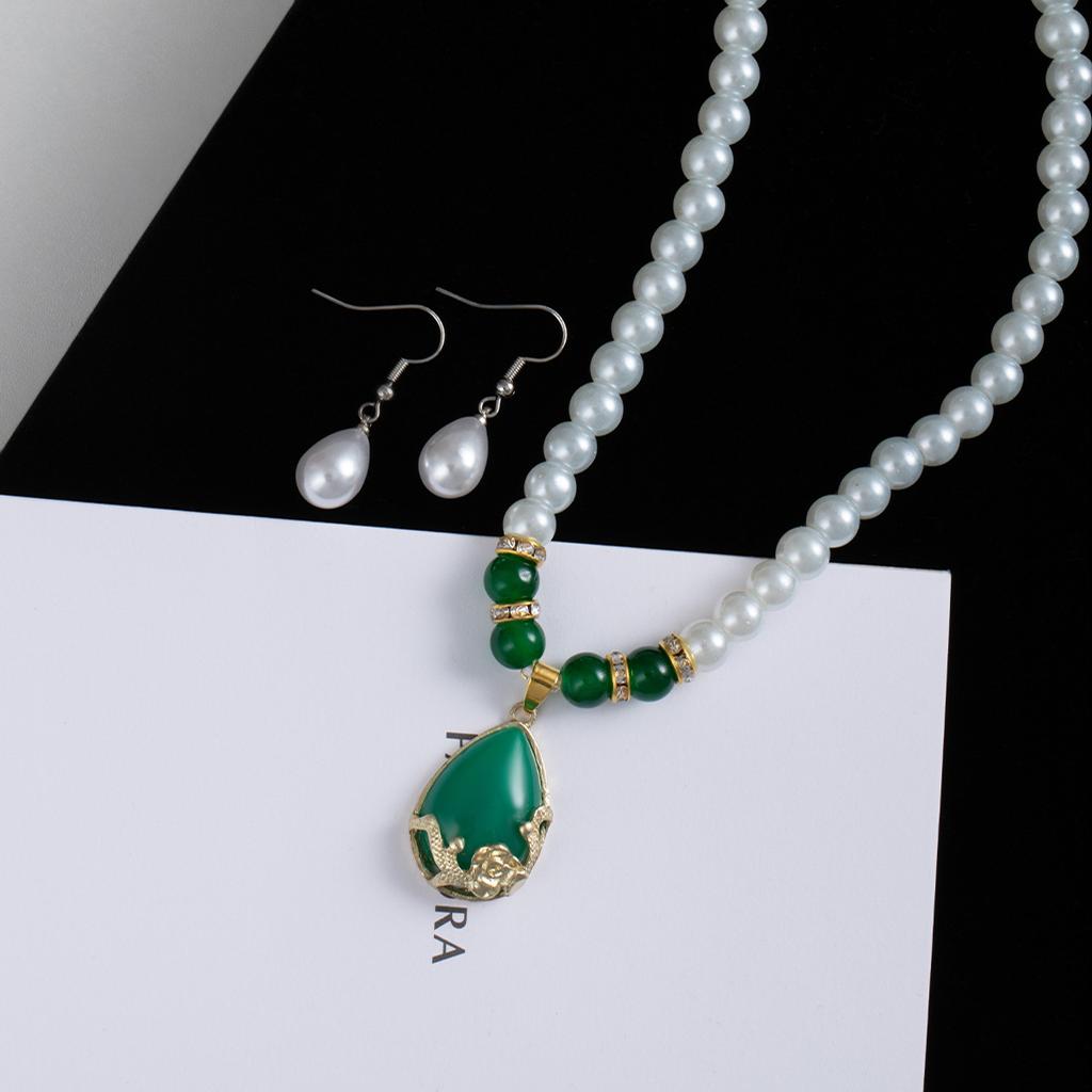 Dreiteiliges Set Anti-Perlen-Ohrringe, Ringe, Schlüsselbein-Kette, Temperament, Muttertagsgeschenk, Schmuckset.