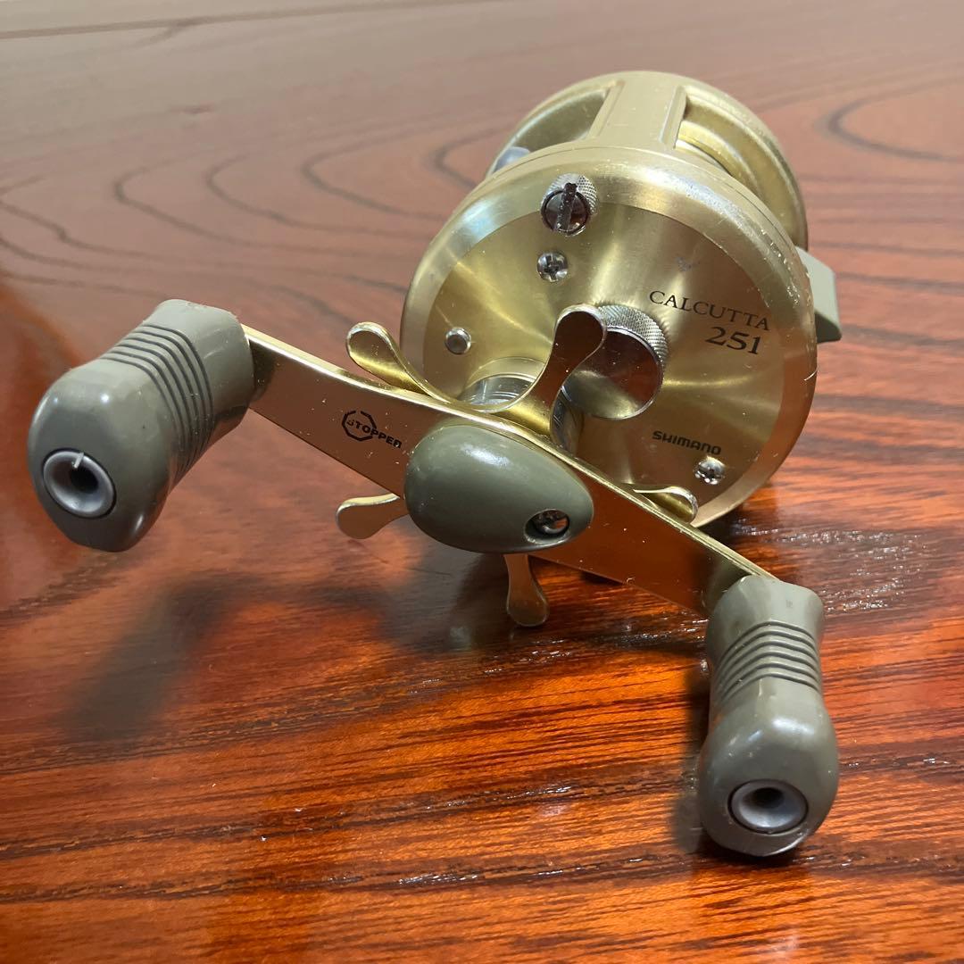 Used Rare US Shimano Calcutta CALCUTTA 251 bait reel