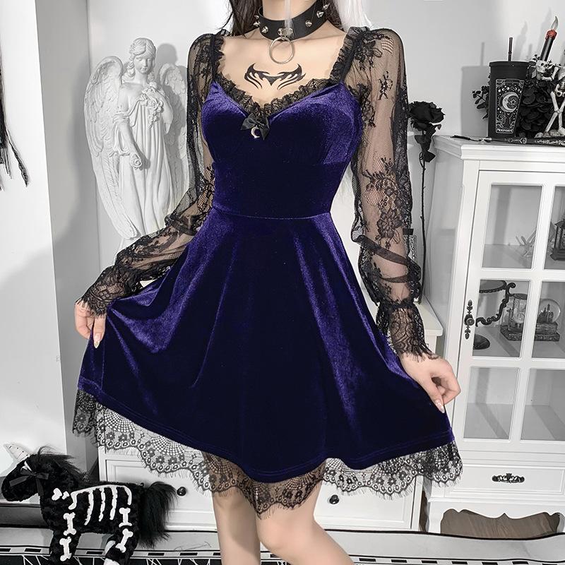 Spring And Summer New Sexy Lace Stitching Chest Horn Long Sleeved Dress