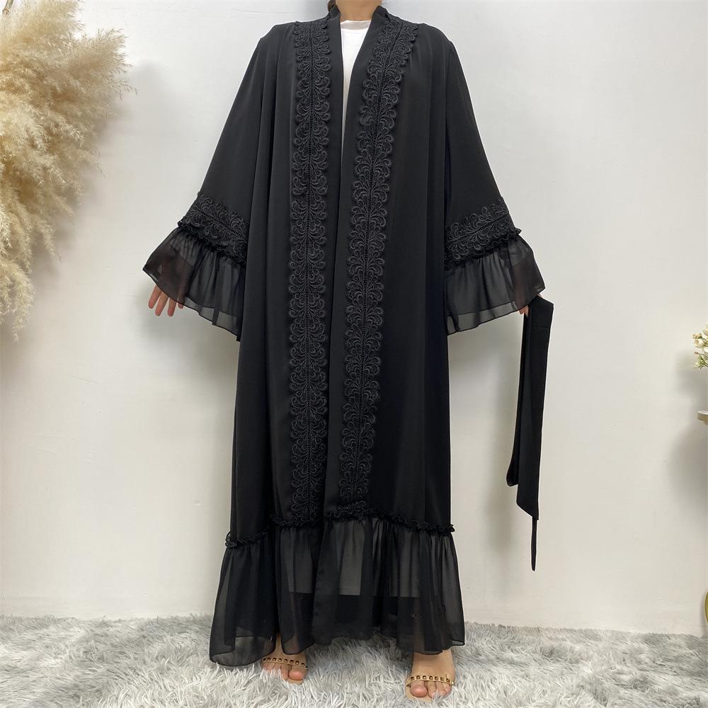 Robe cardigan musulmane noire à lacets et broderie florale – Dubaï 1963 L noir