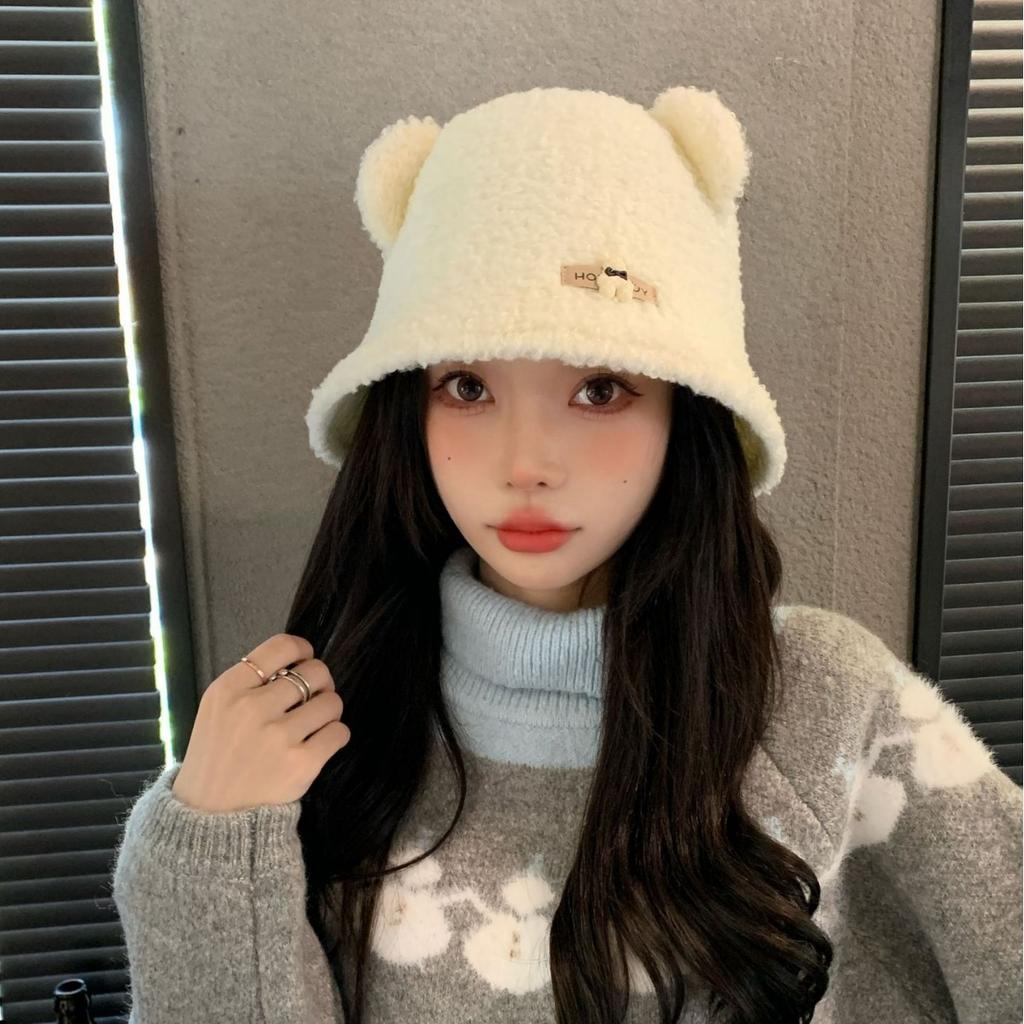 New Autumn and Winter Hat for Women Cute Little Bear Imitation Lamb Velvet Fisherman Hat Warm In Winter To Show The Face Small Pot Hat Trendy