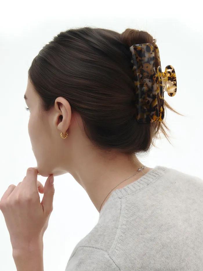Volume Square Hair Claw Clip Brown HL5H64502BRXXX