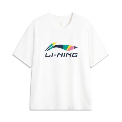 Li Ning Sports Lifestyle Series 2024 Série Honor Color S potiskem velkého loga In My Name Kulturní sportovní tričko s krátkým rukávem Unisex topy Bílá AHSUC27-1