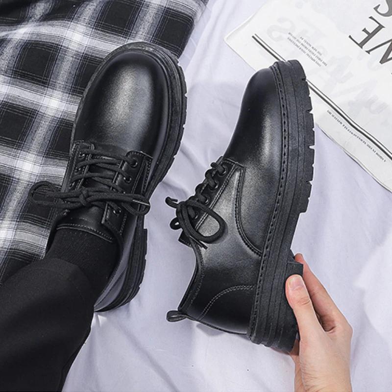 Modische Lederschuhe für Herren Modische Herrenschuhe für formelle Anlässe Bequeme, abriebfeste Herren-Board-Schuhe mit dicker Sohle Zapatos De Vestir Hombre