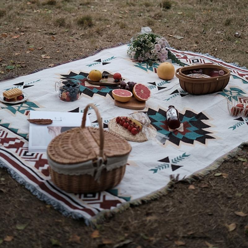 Beach Picnics Mat Outdoor Campings Tassels Blanket Ethnic Bohemian Striped Blanket for Sofa Travel Rugs Christmas Gift