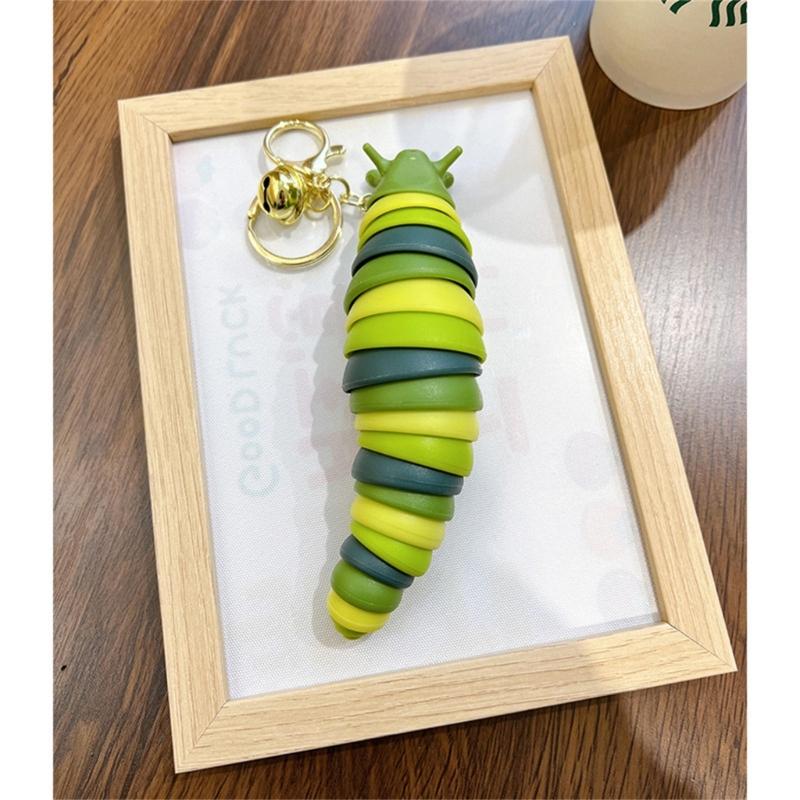 Chaveiro de Plástico Lagartas Fofas e Coloridas Criativo e Desenho Animado Animal Pingente de Decoração de Bolsa