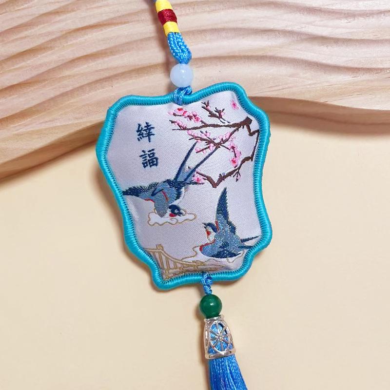 Mid-Autumn Festival Embroidered Peace Charms: Scented Sachets & Hanging Ornaments for Peace and Prosperity.