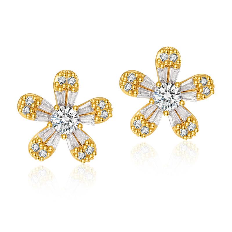 Delicate Zircon Inlaid Flower Design Simple 18k Gold Plated Copper Stud Earrings For Women