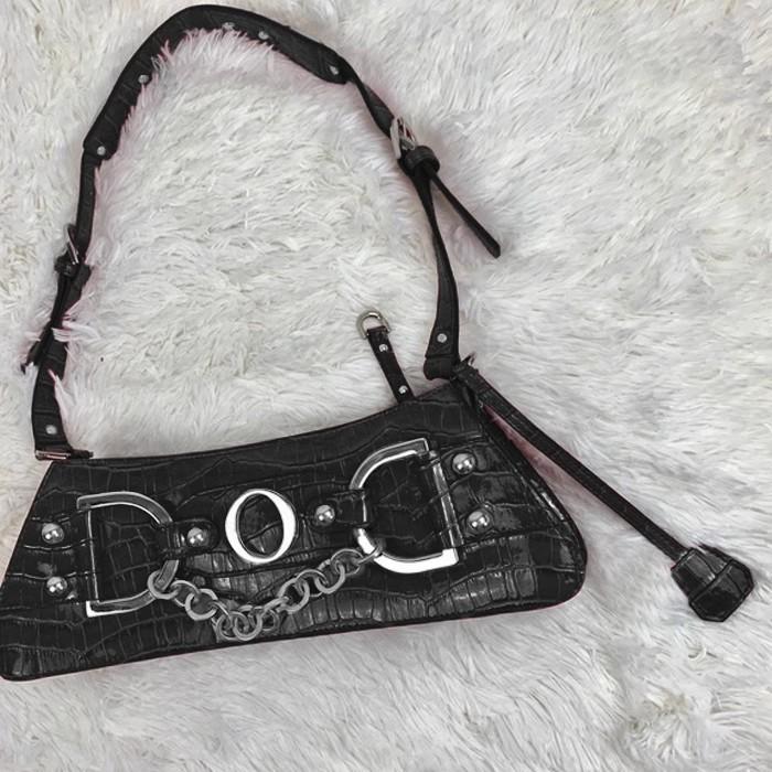 

Advanced Handbag for Women, Retro Versatile, Crocodile Patterned Trapezoidal Chain Letter Armpit Bag, Single Shoulder Bag, Trendy чорний