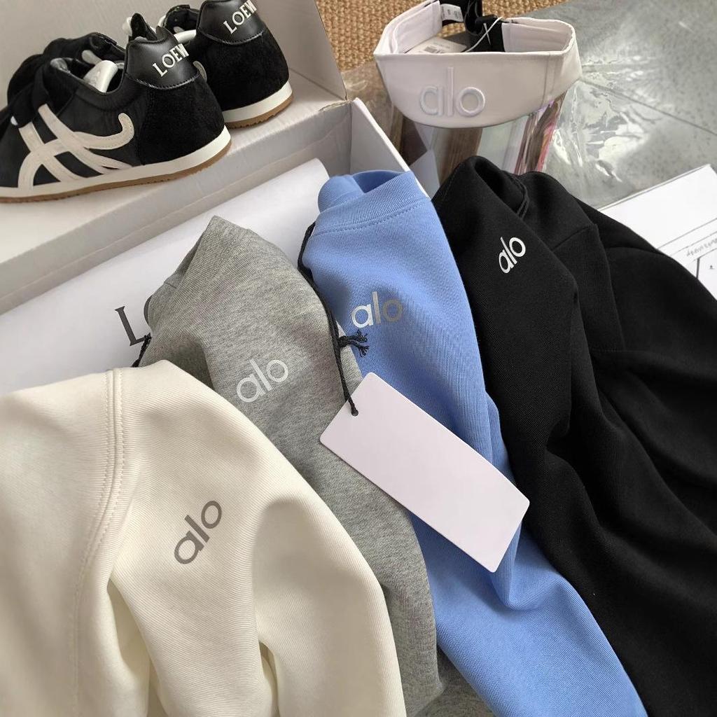 Damen Slim Fit T-Shirt mit Buchstabenprint - Mode Frühjahr/Sommer 2025