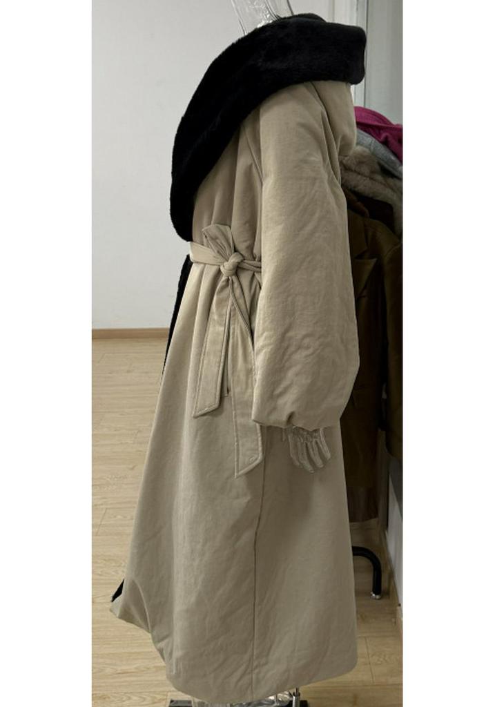 Elegant Color Block Fur Collar Trench Coat - European & American Style for Autumn/Winter 2025