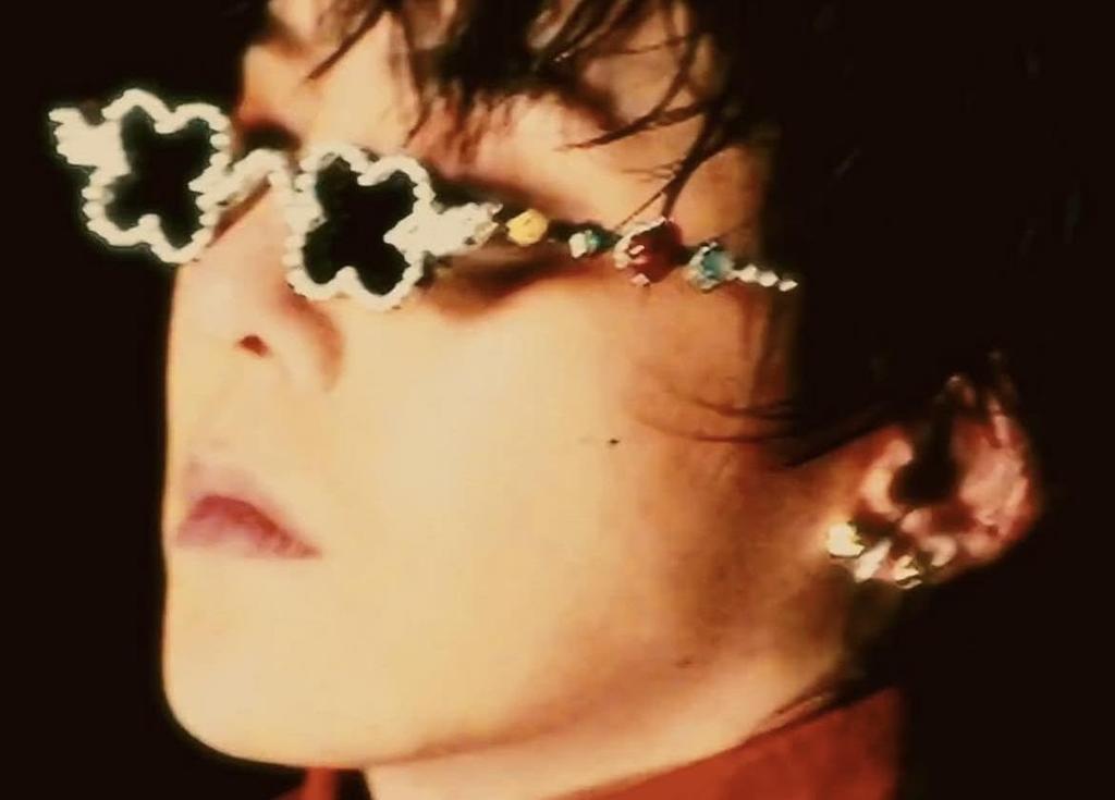 BIGBANG G-Dragon Übermensch Ubermensch 3rd Album with Tracking Sealed GD Beyond-Man (Photocard Version)