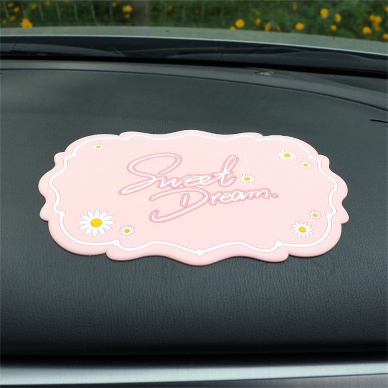 Inside The Car High Temperature Resistant Non-slip Mat Odorless Wear-resistant Anti-aging Creativity Insulation Pads Ornaments
