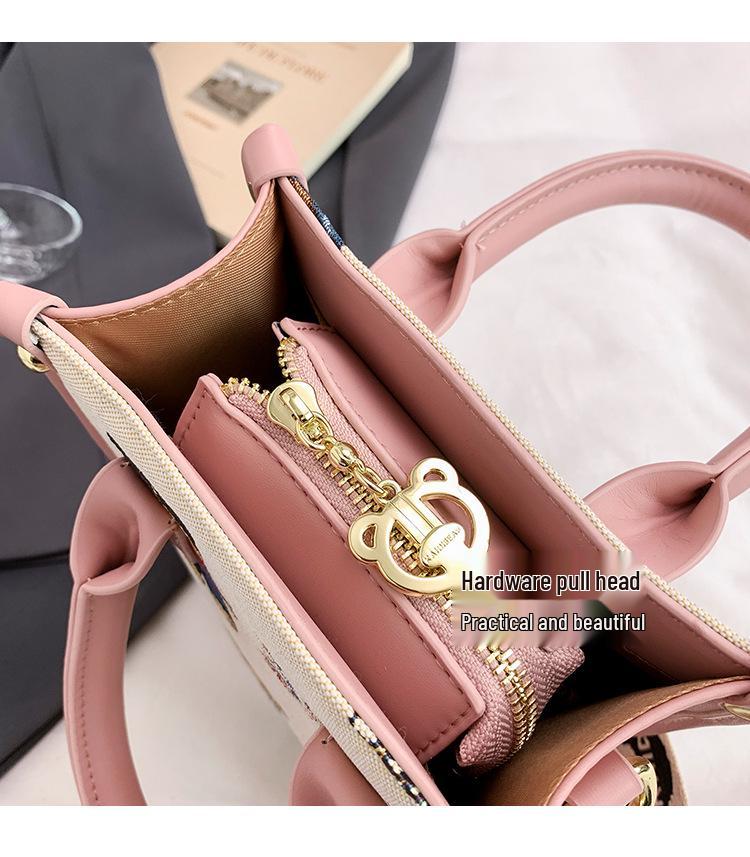 Katie Bear Damen Niedliche Handtasche im koreanischen Stil zum Umhängen - Kleine & Trendige Einzel-Schultertasche