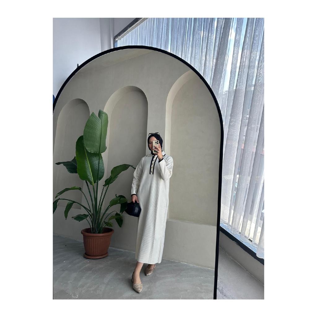 Übergroßes, geknöpftes V-Ausschnitt-Hijab-Kleid aus gerippter Strickware, geripptes langes Winterkleid in voller Länge