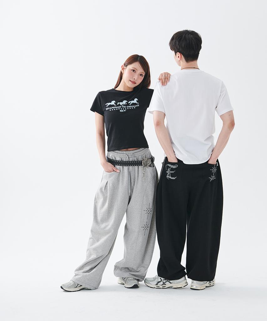 ESCAPEFROM [Escf X Hot Today] Stardust Horses Print Oversized Short Sleeve T-Shirt White