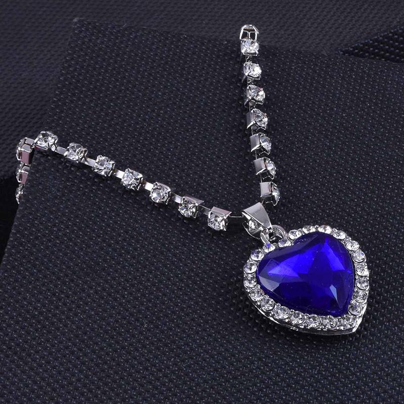 Luxury Blue Zircon Heart Pendant Necklace Women Romantic Exquisite Cz Diamond Necklaces For Women Wedding Jewelry Gifts
