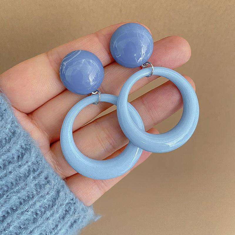 2025 New Retro Hong Kong Style Colorful Earrings: Luxury, High-End Studs, Exaggerated Fashion for Women